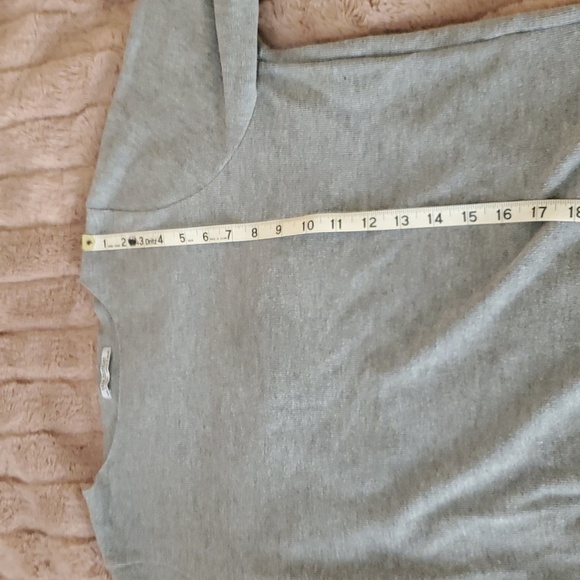 Light Gray Long Sleeve Sweater - Picture 4 of 5